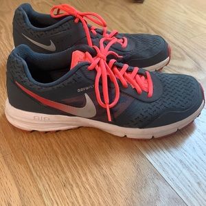 Nike aeroply, tennis shoes, 8.5